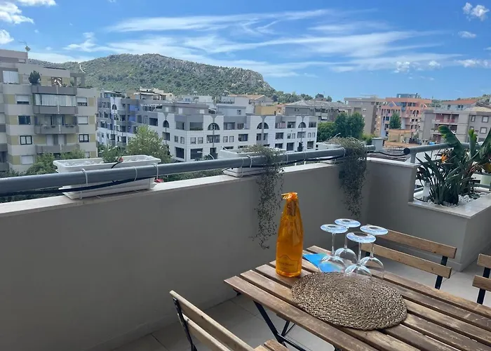 Med Vista * Cagliari