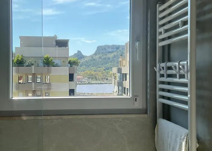 Med Vista Lejlighed Cagliari